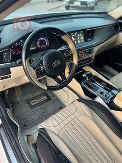 Kia Cadenza
